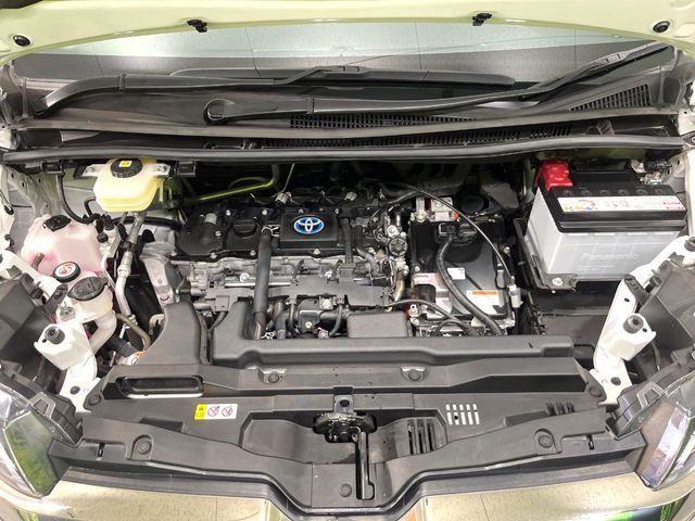 TOYOTA NOAH HYBRID 2023 Image 31