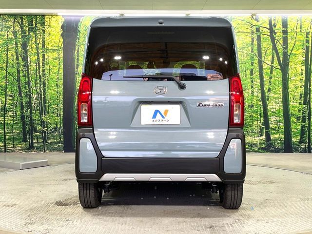 DAIHATSU TANTO FAN CROSS 2023 Image 31