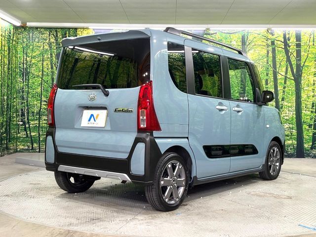 DAIHATSU TANTO FAN CROSS 2023 Image 31