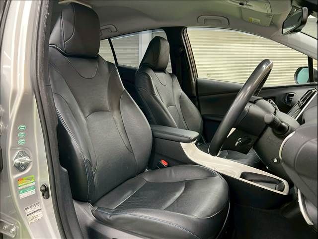 TOYOTA PRIUS 2016 Image 31