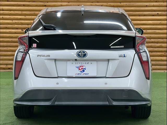 TOYOTA PRIUS 2016 Image 31