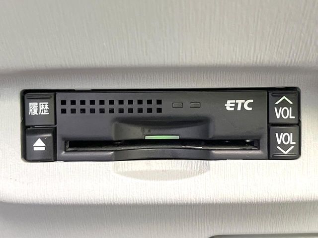 TOYOTA PRIUS 2011 Image 31