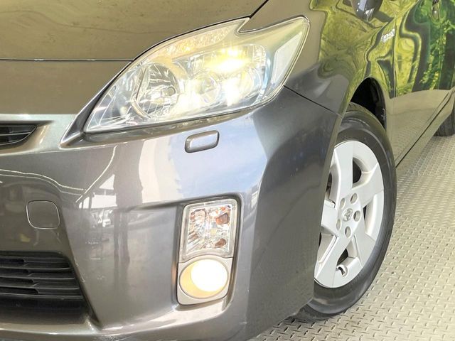 TOYOTA PRIUS 2011 Image 31