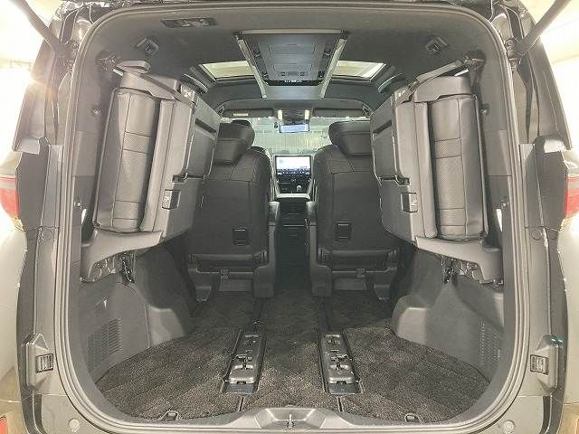 TOYOTA VELLFIRE  HYBRID 2023 Image 31