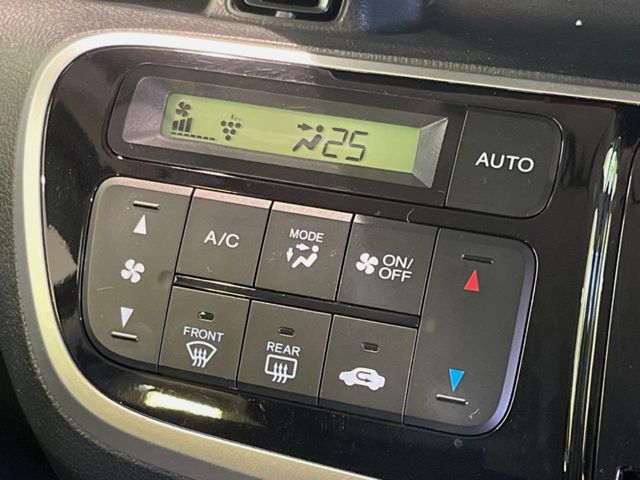 HONDA N BOX 2017 Image 31