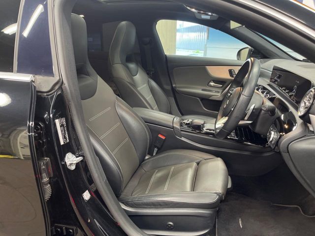 MERCEDES BENZ CLA CL 2019 Image 31