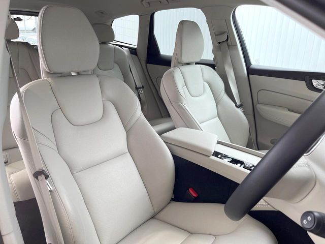 VOLVO XC60 2020 Image 31