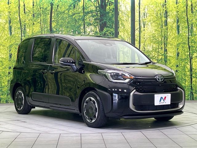 TOYOTA SIENTA HYBRID 2025 Image 31