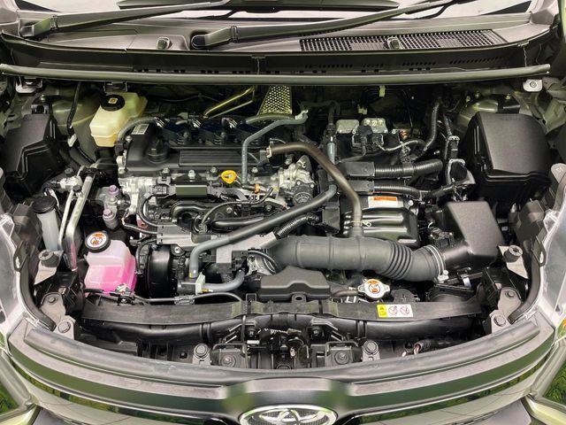 TOYOTA SIENTA HYBRID 2025 Image 31