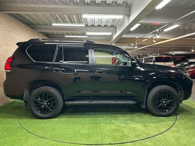 TOYOTA LANDCRUISER PRADO 2021 Image 31
