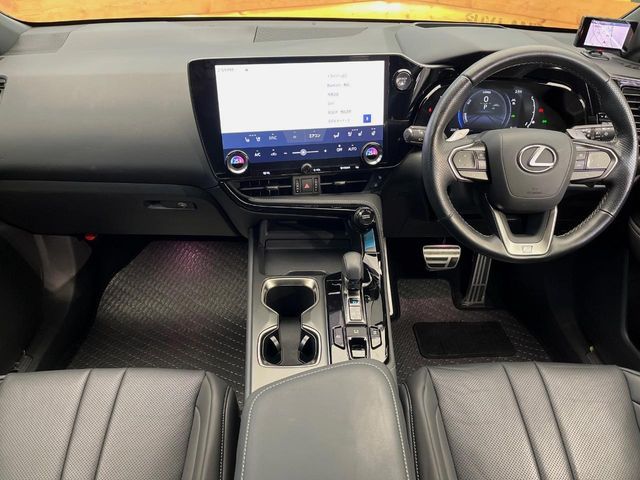 TOYOTA LEXUS NX350H AWD 2023 Image 31