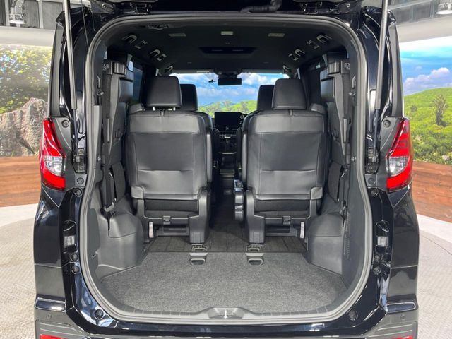 TOYOTA NOAH 2023 Image 31