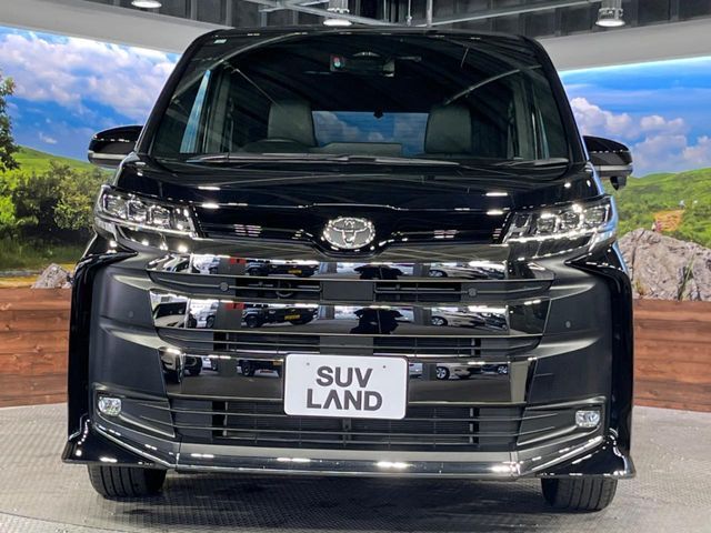 TOYOTA NOAH 2023 Image 31