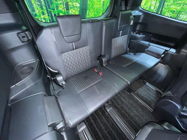TOYOTA NOAH 2022 Image 31