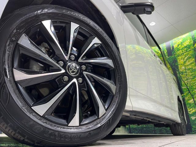 TOYOTA NOAH 2022 Image 31