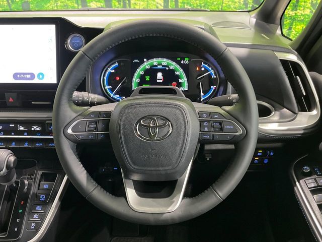 TOYOTA VOXY HYBRID 2023 Image 31