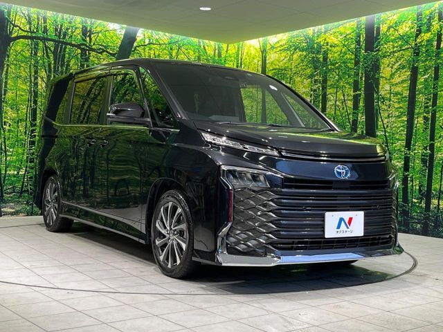 TOYOTA VOXY HYBRID 2023 Image 31
