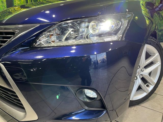 TOYOTA LEXUS CT200H 2015 Image 31