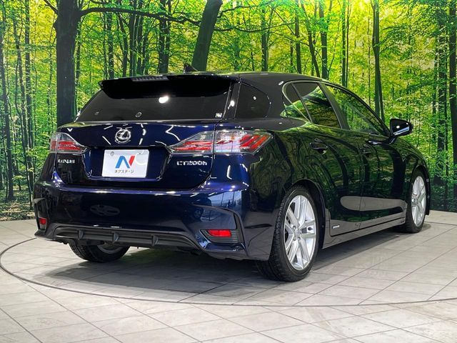 TOYOTA LEXUS CT200H 2015 Image 31
