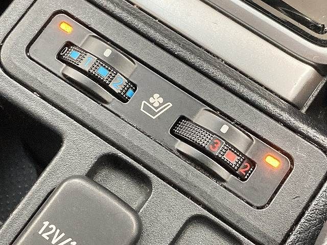 TOYOTA LANDCRUISER PRADO 2021 Image 31