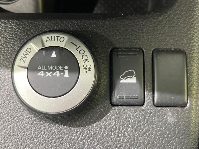 NISSAN X-TRAIL 4WD 2014 Image 31