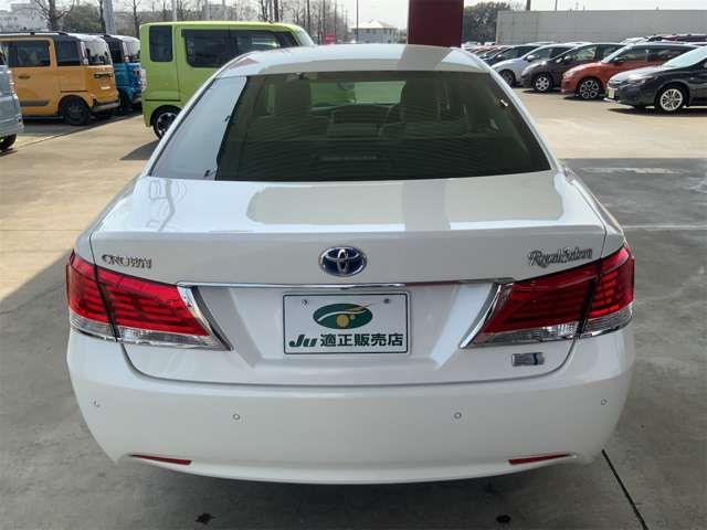 TOYOTA CROWN SEDAN HYBRID 2017 Image 31