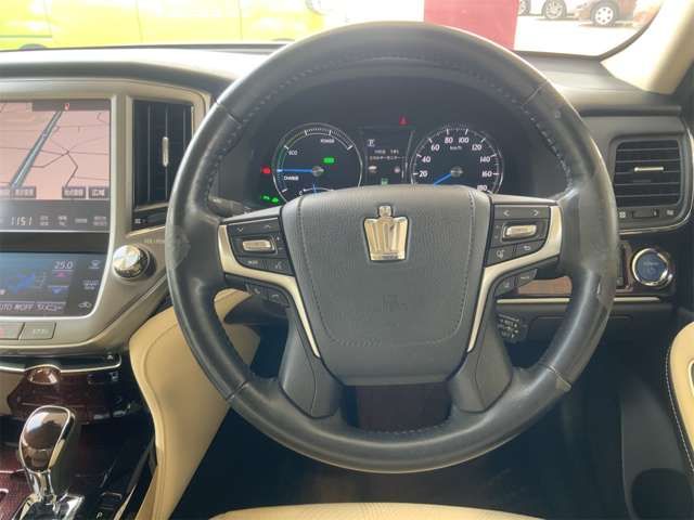 TOYOTA CROWN SEDAN HYBRID 2017 Image 31