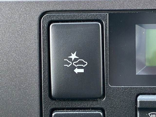 TOYOTA HIACE VAN 2WD 2021 Image 31