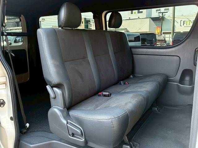 TOYOTA HIACE VAN 2WD 2021 Image 31