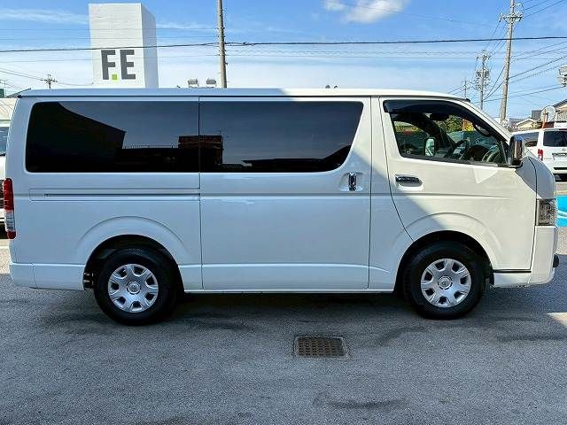 TOYOTA HIACE VAN 2WD 2021 Image 31