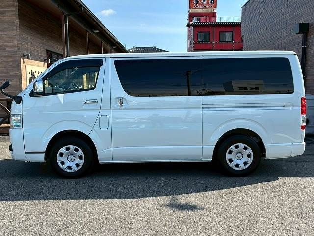 TOYOTA HIACE VAN 2WD 2021 Image 31