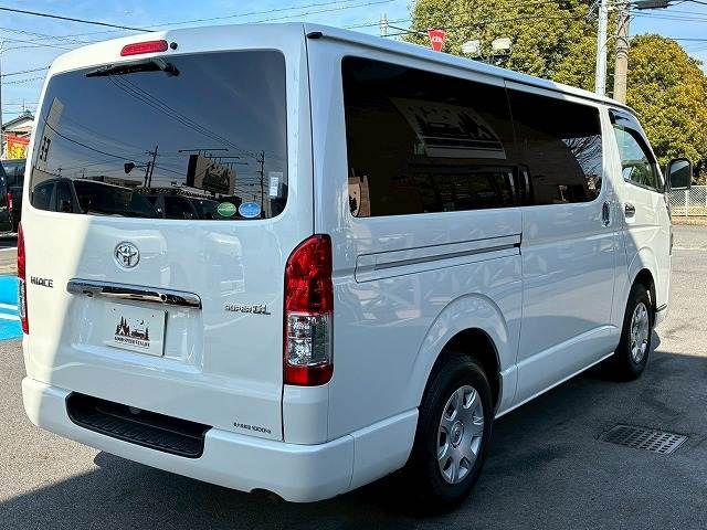 TOYOTA HIACE VAN 2WD 2021 Image 31