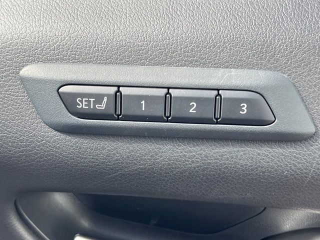 TOYOTA LEXUS UX250H 2019 Image 31