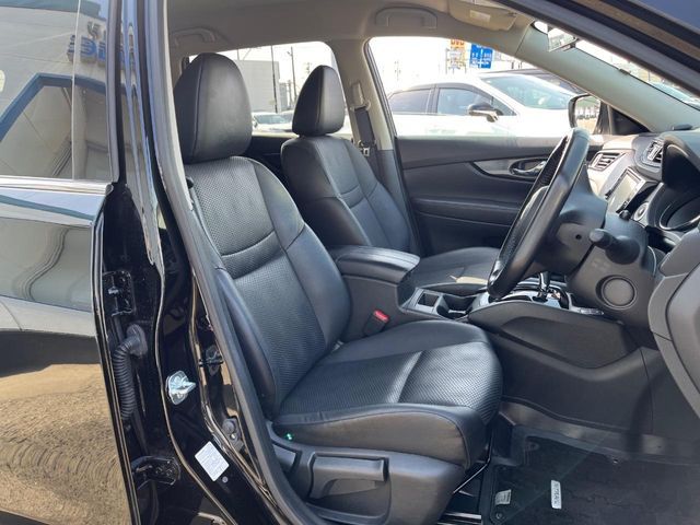 NISSAN X-TRAIL 2WD 2018 Image 31