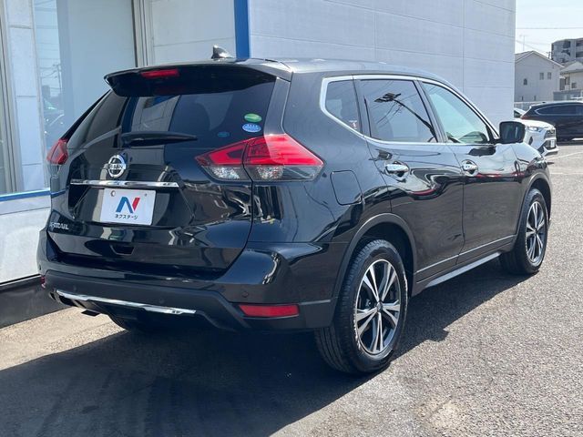 NISSAN X-TRAIL 2WD 2018 Image 31