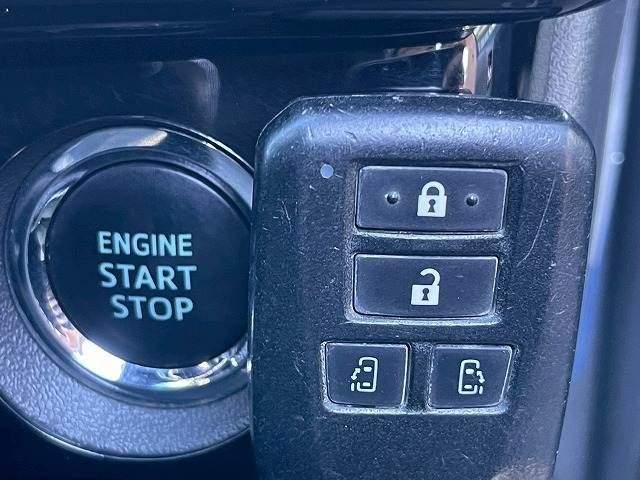 TOYOTA HIACE VAN 2WD 2020 Image 31