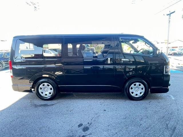 TOYOTA HIACE VAN 2WD 2020 Image 31