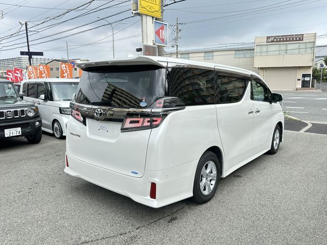 TOYOTA VELLFIRE 2018 Image 31