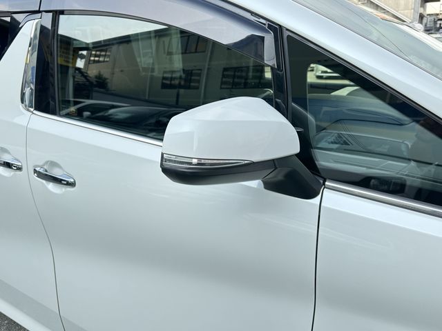 TOYOTA VELLFIRE 2018 Image 31