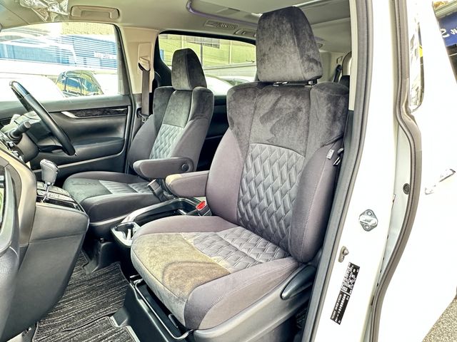 TOYOTA VELLFIRE 2018 Image 31