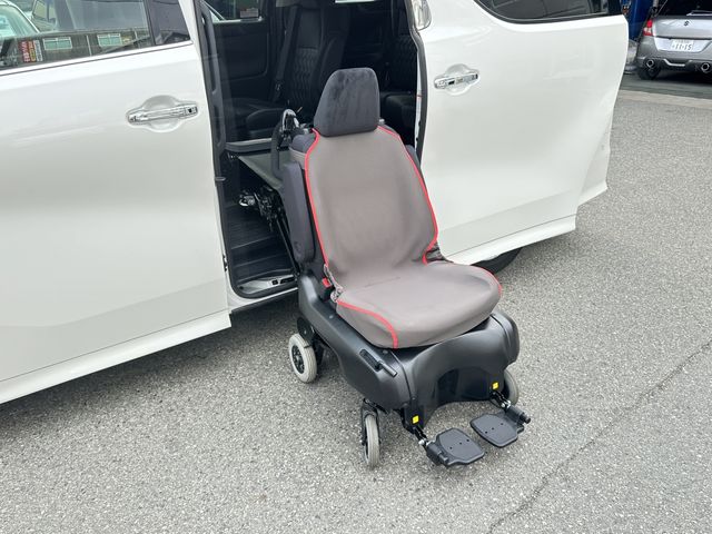 TOYOTA VELLFIRE 2018 Image 31