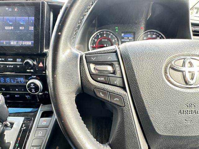 TOYOTA VELLFIRE 2018 Image 31