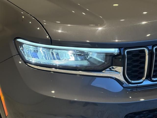 JEEP GRAND CHEROKEE 2023 Image 31