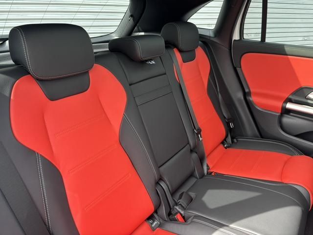 MERCEDES BENZ MERCEDES AMG GLA CLA 2024 Image 31