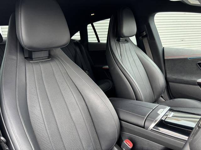 MERCEDES BENZ EQE 2025 Image 31