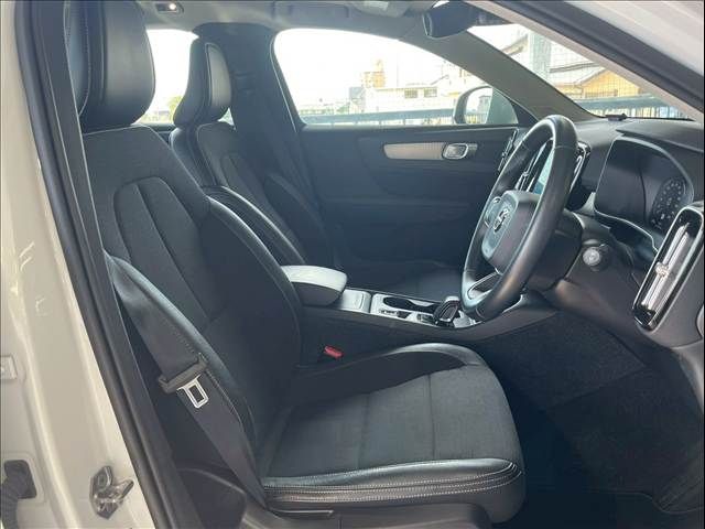 VOLVO XC40 2020 Image 31