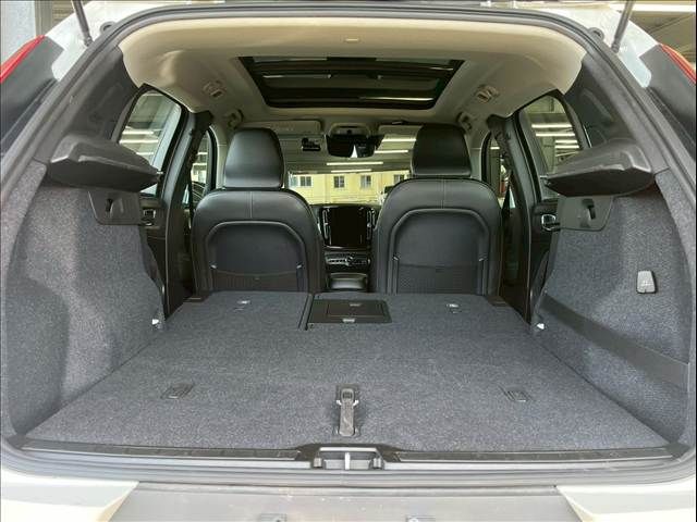 VOLVO XC40 2020 Image 31