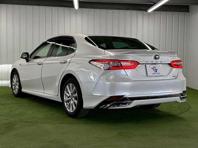TOYOTA CAMRY HYBRID 2018 Image 31