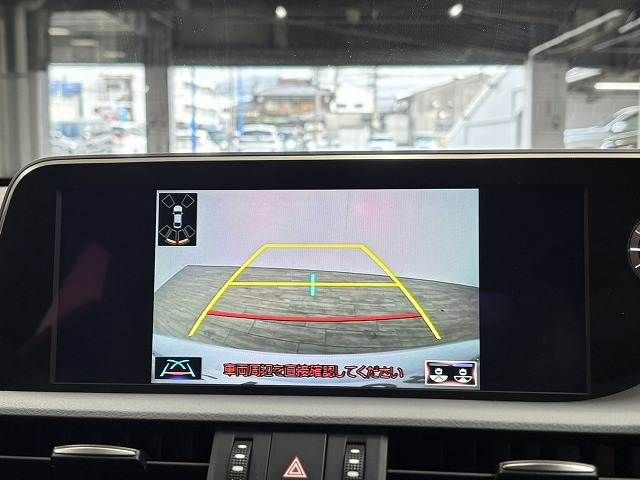 TOYOTA LEXUS ES300H 2019 Image 31