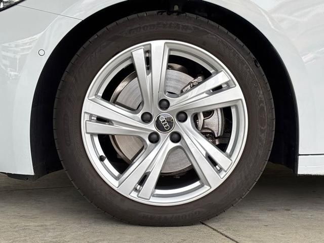 AUDI A5 AVANT 2025 Image 31